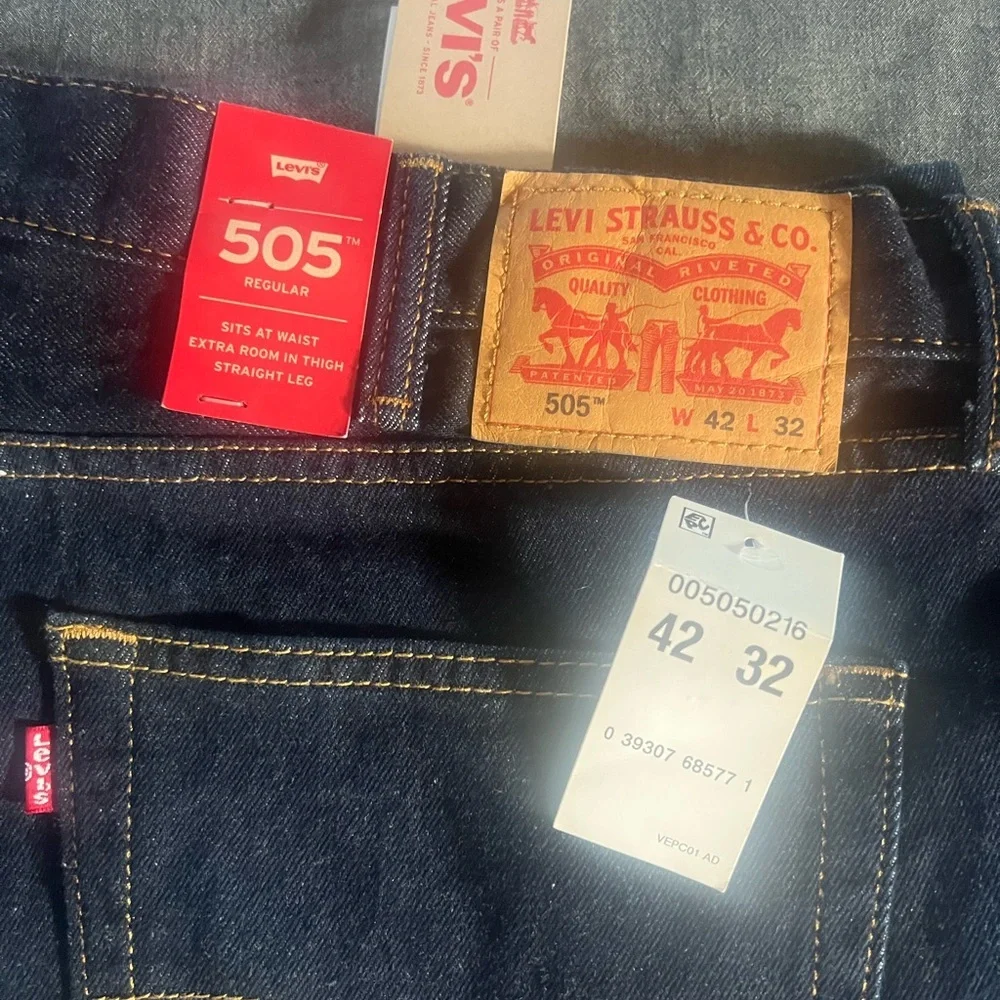 NEW Levi's Straight denim Dark Blue 505 regular 42 32 cowboy western travel chic - Picture 11 of 12